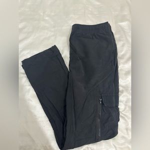 Utility black cargo pants, with elastic band